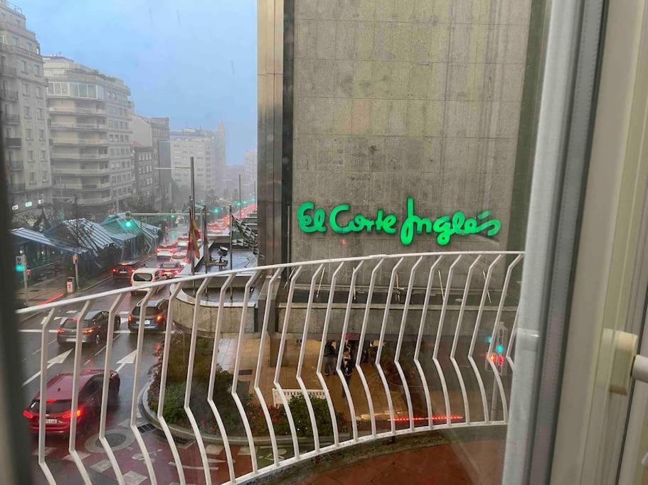 Appartamento Piso Lujo En Gran Via Con Garaje Vigo Esterno foto