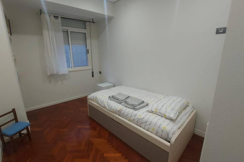 Appartamento Piso Lujo En Gran Via Con Garaje Vigo Esterno foto